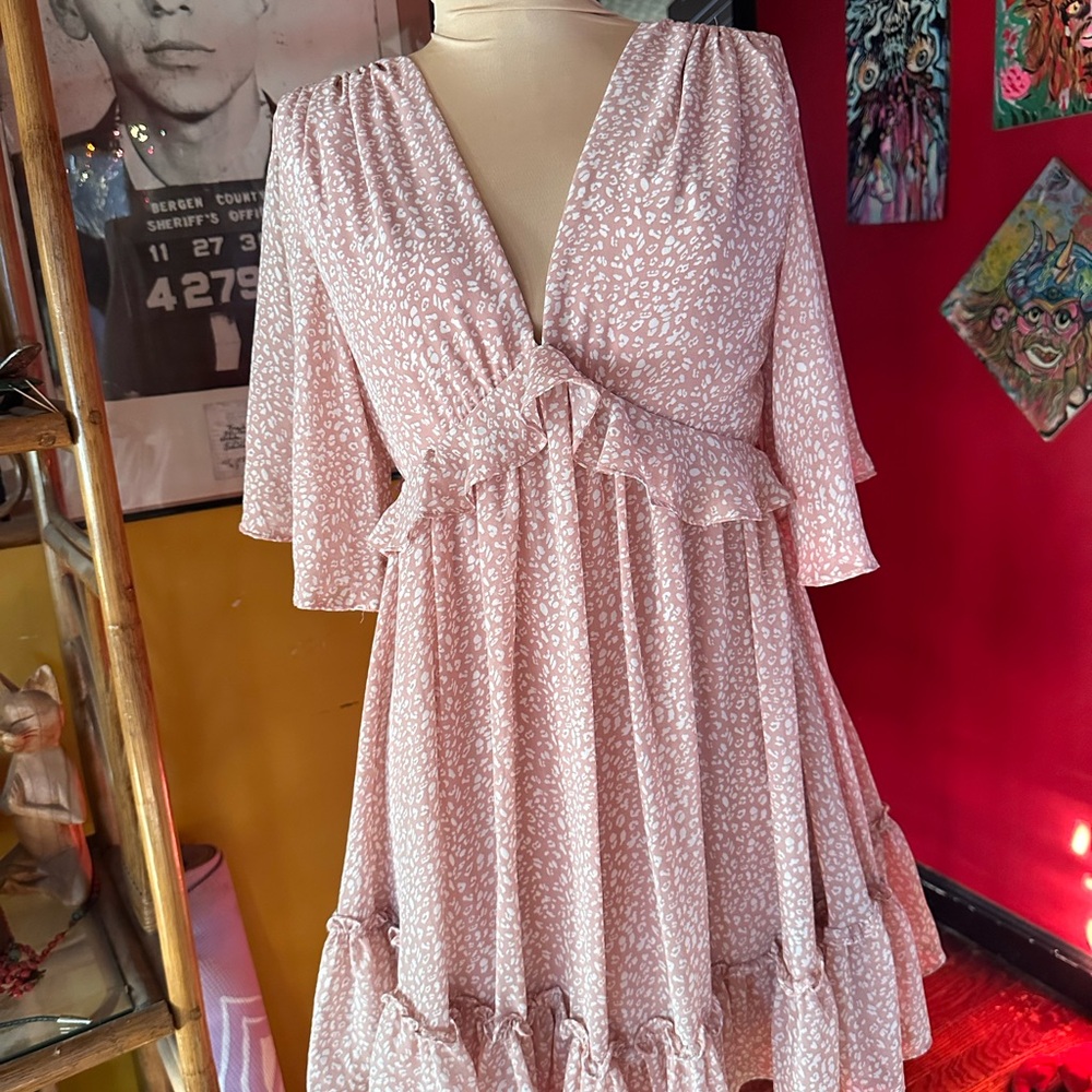 Women's Pink Printed Backless V-Neck Ruffle Dress